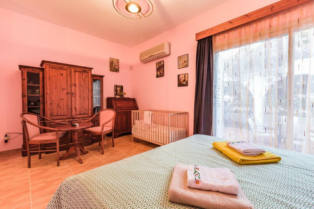 Villa Papaya Residence Paphos Bagian luar foto
